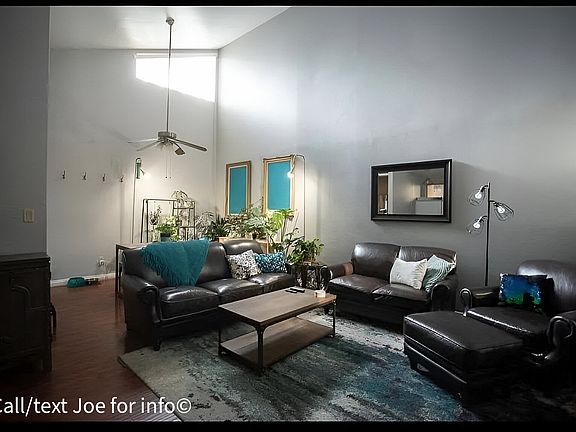 Past image of Livingroom.