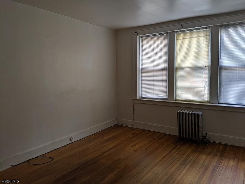2nd image of 81 Stone St APT 1