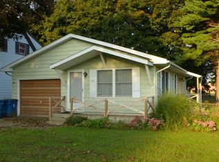 200 Carolina St, Walkerton, IN 46574
