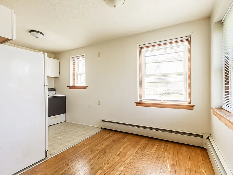 5095 Emerson Rd — Photo 5