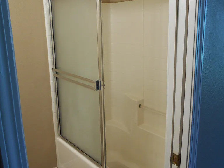 Master Full-Bath 2