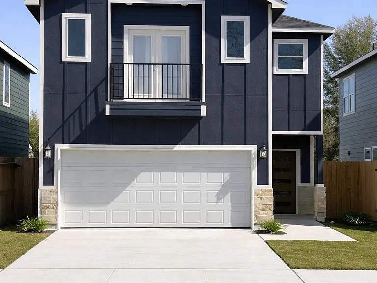 9307 Noel St — Photo 1