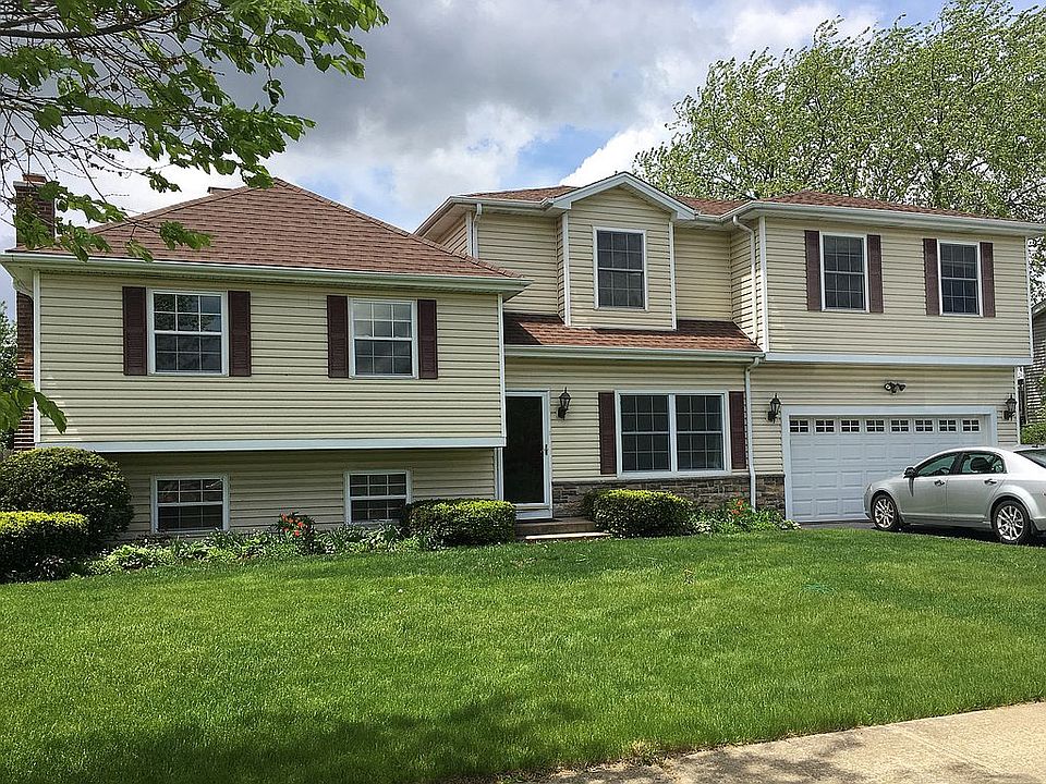 1st image of 992 S Chippendale Dr