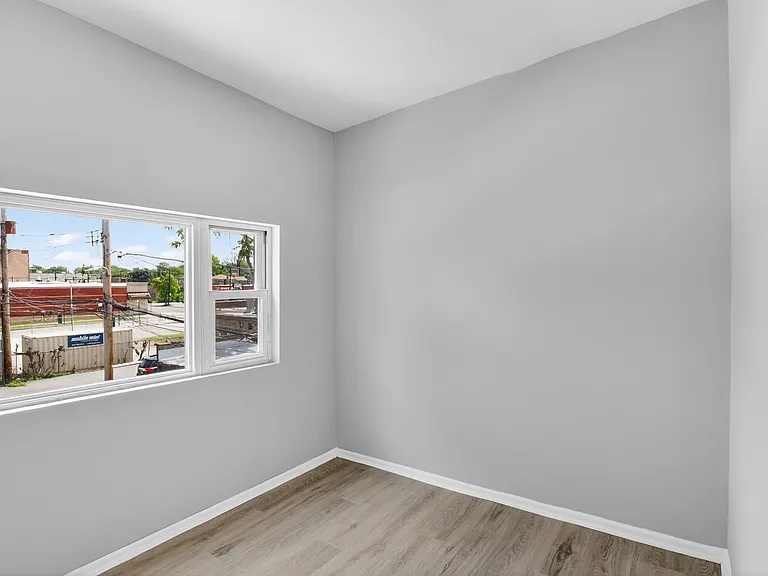 7847 S Bennett Ave #1 — Photo 22