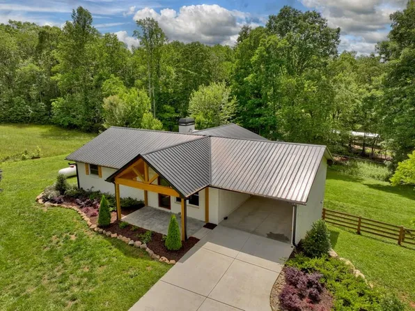975 Goss Rd, Epworth, GA 30541