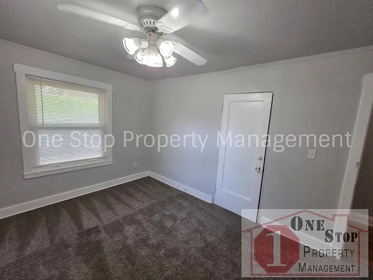 7111 Brooklyn Ave — Photo 19
