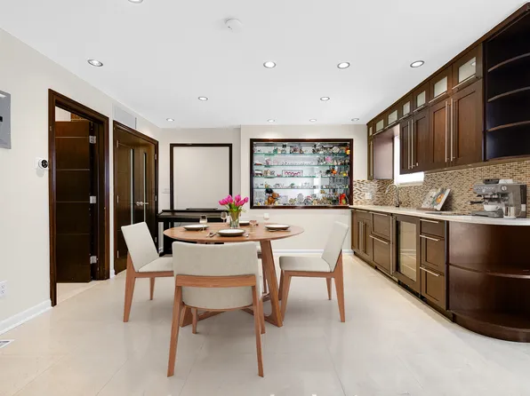 83-18 58th Avenue image 37 of 43