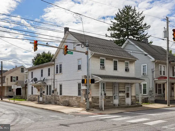 102 N Main St, Manheim, PA 17545