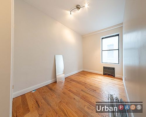 4th image of 688 Sterling Pl #3