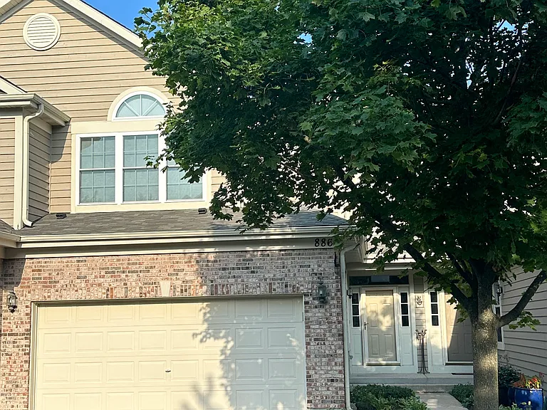 886 Havenshire Rd — Photo 1