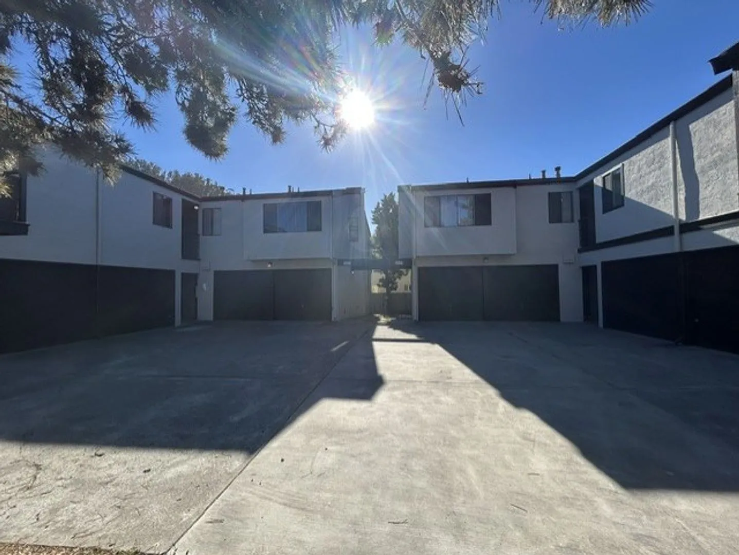 Coming Soon-Large 2 Bedroom 1 Bath Modern Apartment -One Garage Space Included — Photo 1