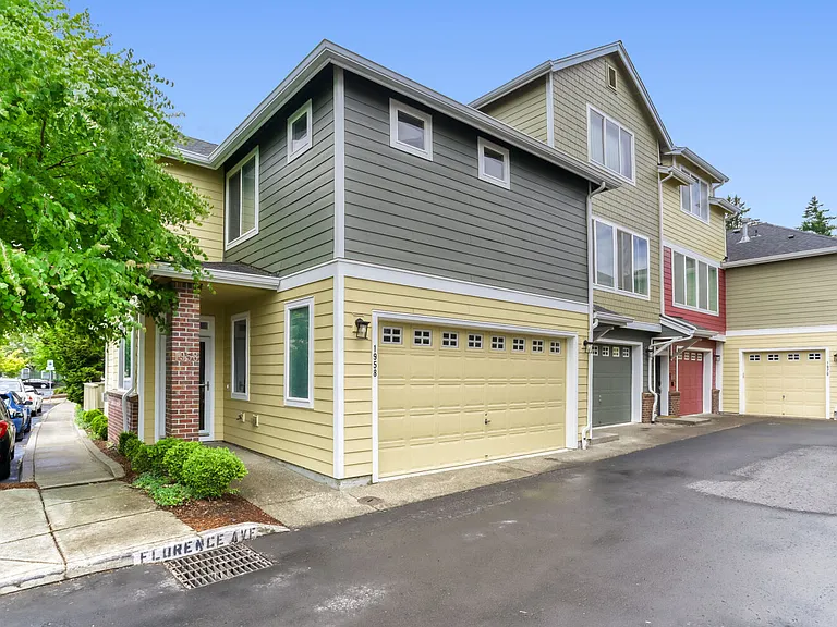 1958 NW Florence Ave #1958 — Photo 28
