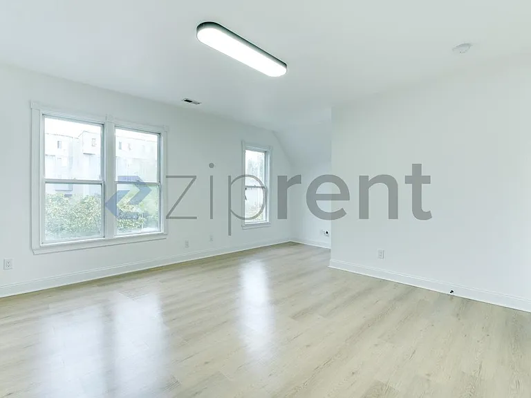 615 S Yakima Ave — Photo 15