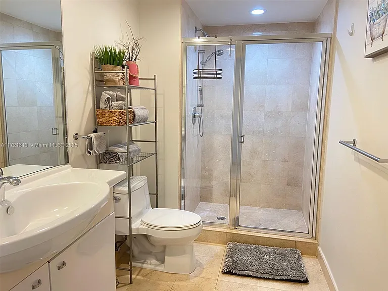 1830 S Ocean Dr #1905 — Photo 10