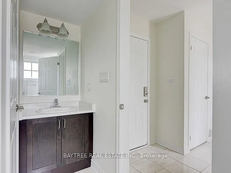 76 Casely Ave — Photo 4