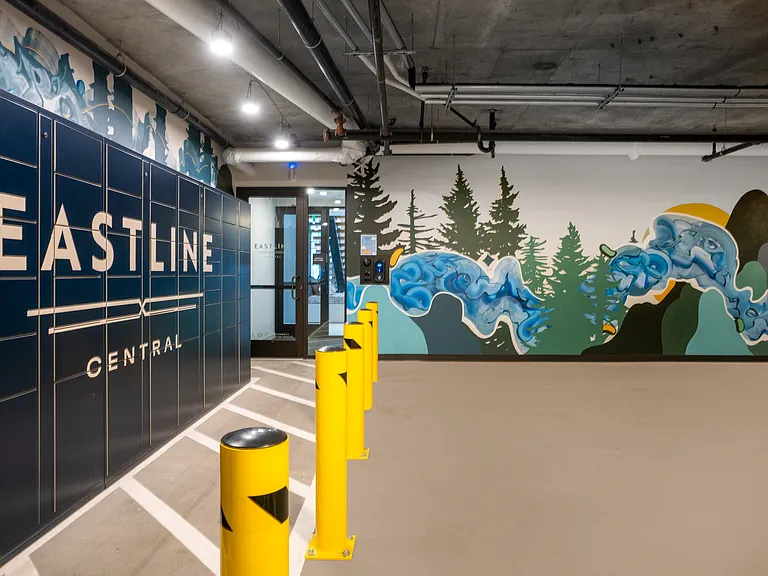 Eastline Central — Photo 49