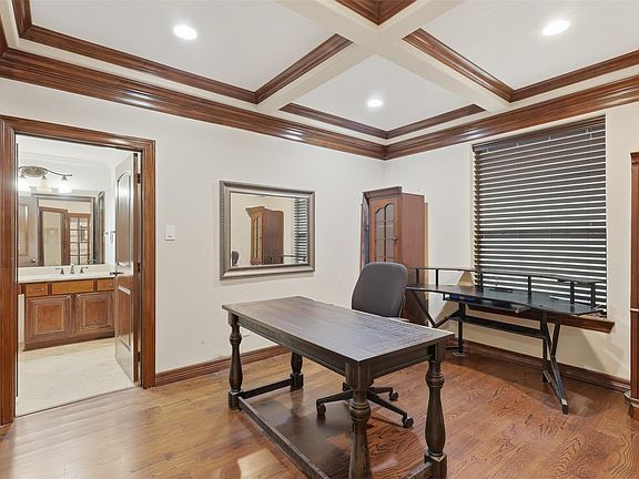 5th image of 5330 Fayette St