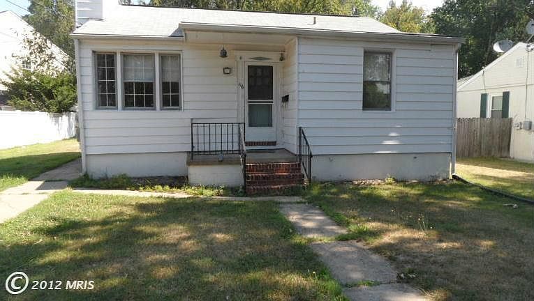 1st image of 116 Wells Ave