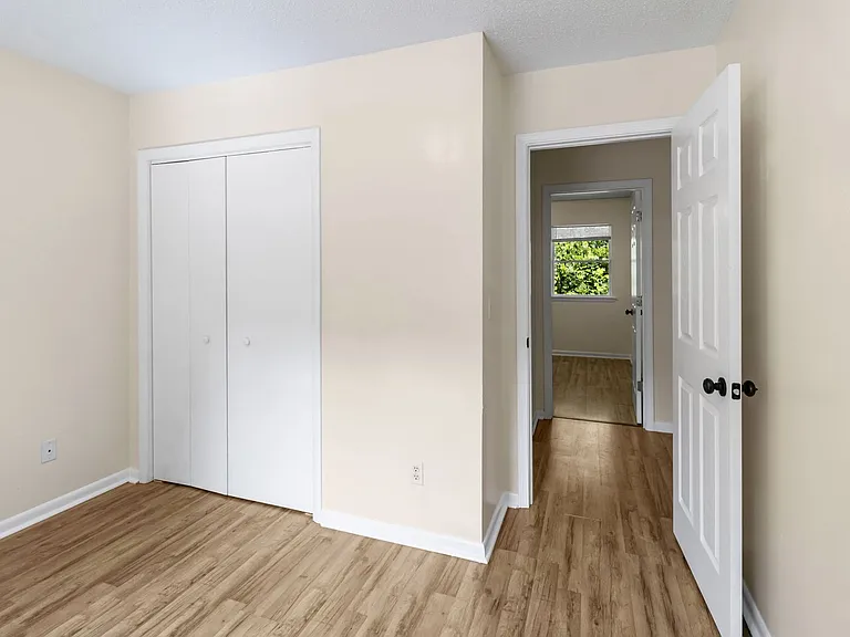 100 Bearwood Dr — Photo 16