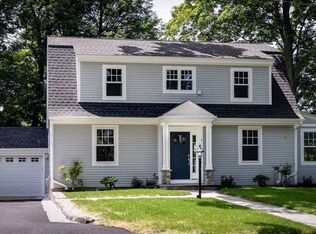 9 Framar Rd, Wellesley, MA 02481