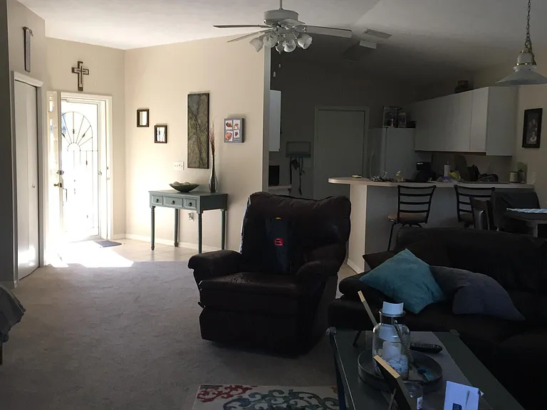 703 W Sunbird Path — Photo 2