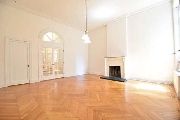 Rented by (Legacy) NY Quality Living Uptown | media 22