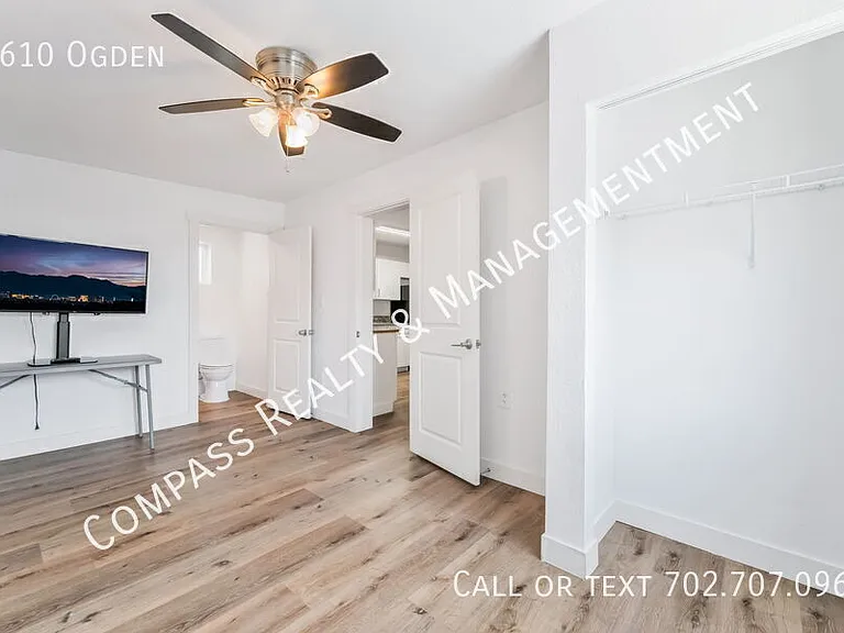 1610 E Ogden Ave — Photo 45