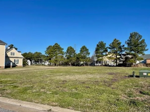 305 Arnies Loop, Cape Charles, VA 23310