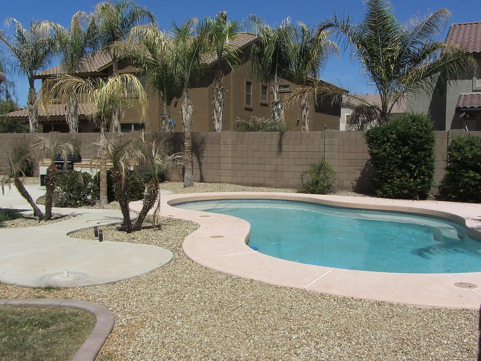 1st image of 2676 E Elmwood Pl
