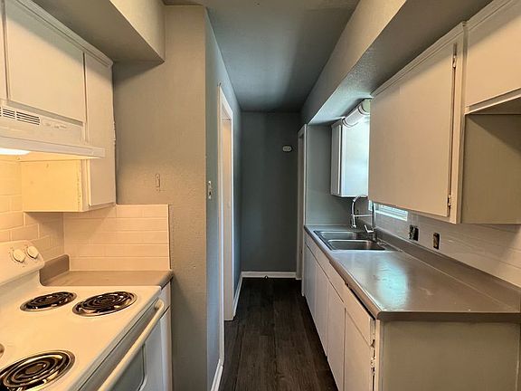 5th image of 305 S Preston St APT A