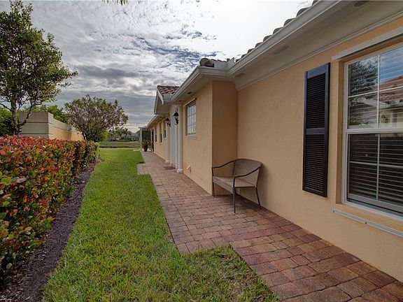 3rd image of 7458 Emilia Ln