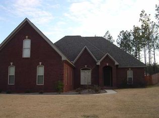 438 Southern Hills Dr, Wetumpka, AL 36093