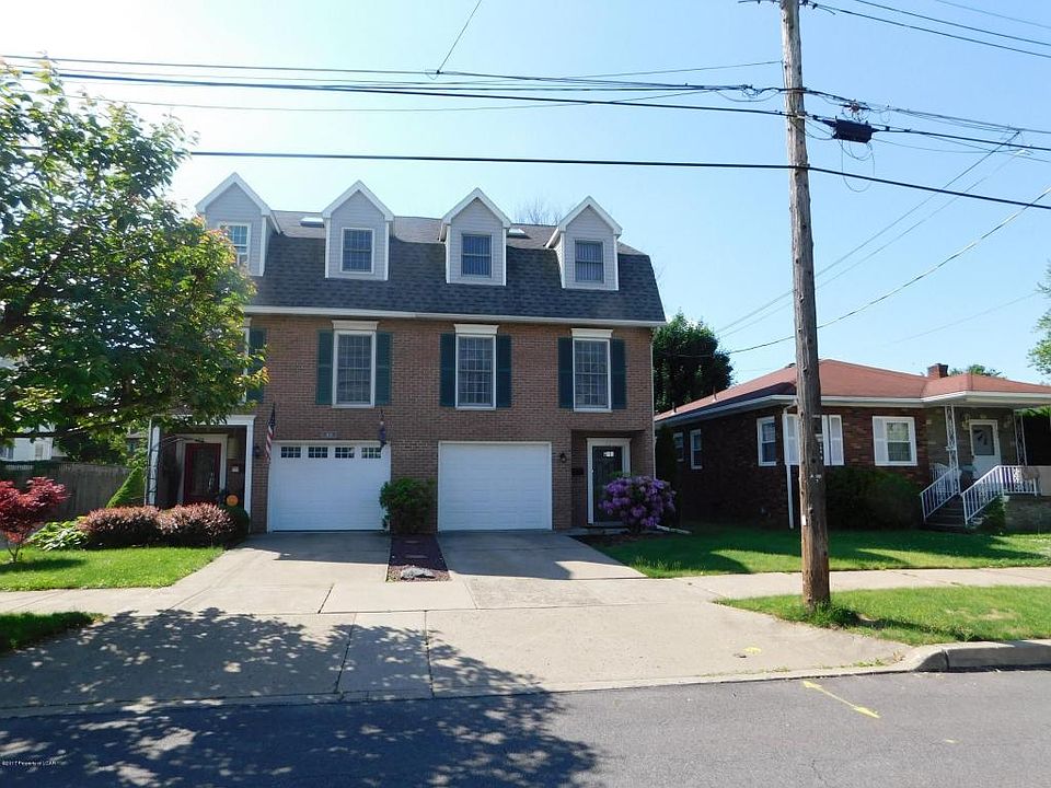 1st image of 76 1st Ave