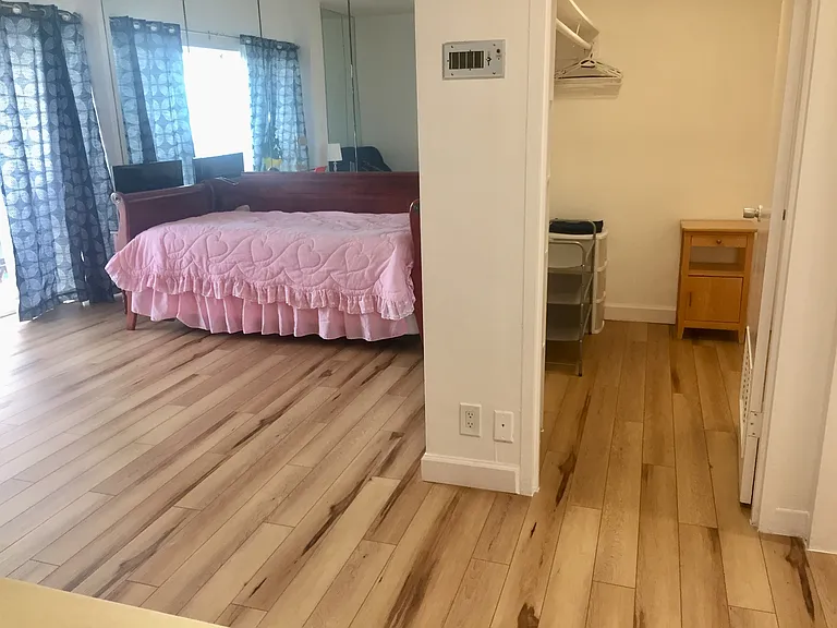 880 NE 69th St #11J — Photo 31