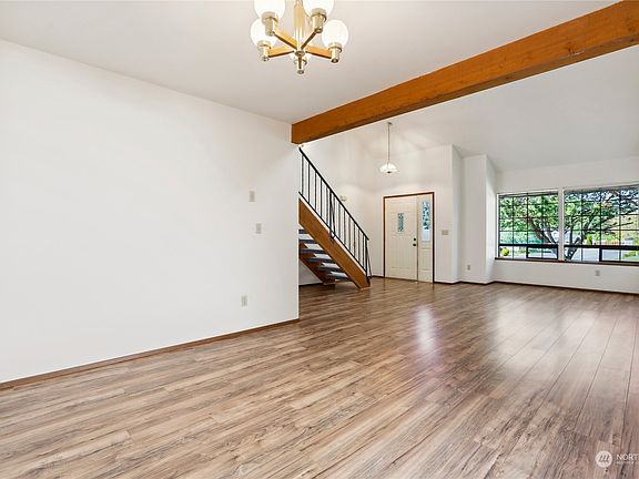 5th image of 1799 SW Robertson
