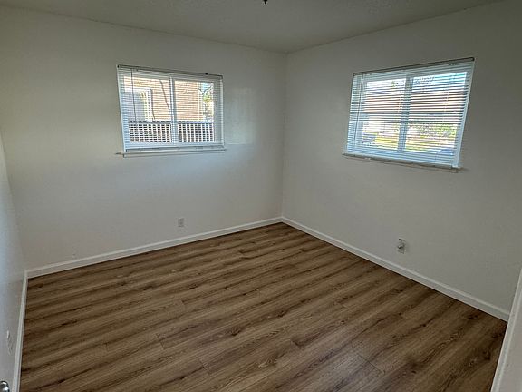 4th image of 201 Alexander Ave APT 3