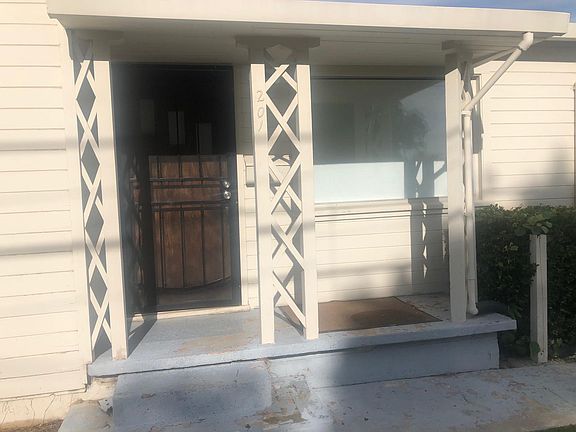 2nd image of 201 Oak Ave