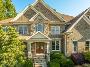 2102 Hunters Green Dr, Lawrenceville, GA 30043