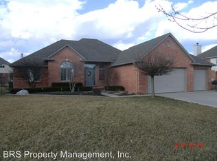 27991 Santa Anita Dr N, Chesterfield, MI 48047