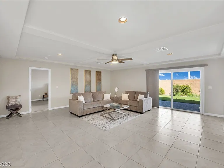 9770 Hawk Crest St — Photo 43