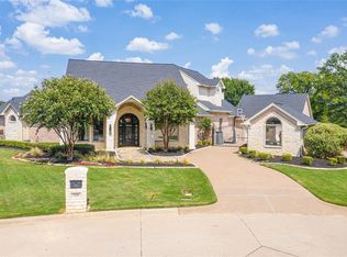 928 Fairway View Dr, Mansfield, TX 76063