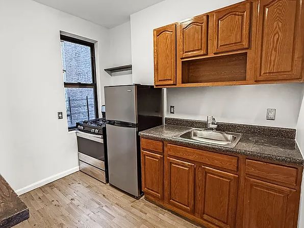 1325 Saint Johns Pl #3D