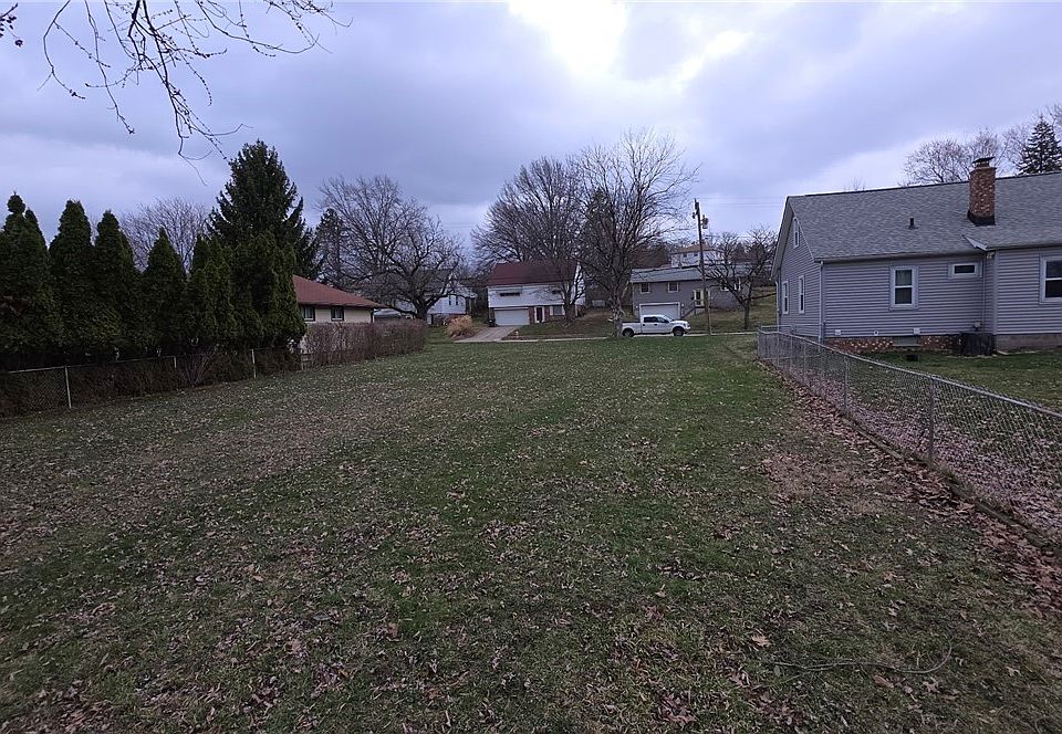 1st image of 4930 E 81st St