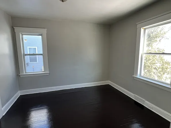 2154 Dowd Ave APT 1, Lakewood, OH 44107