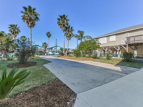 3rd image of 22103 Zapata Dr