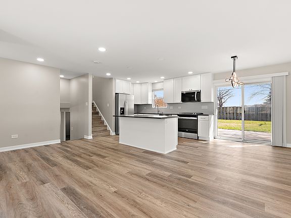 4th image of 9313 147th St