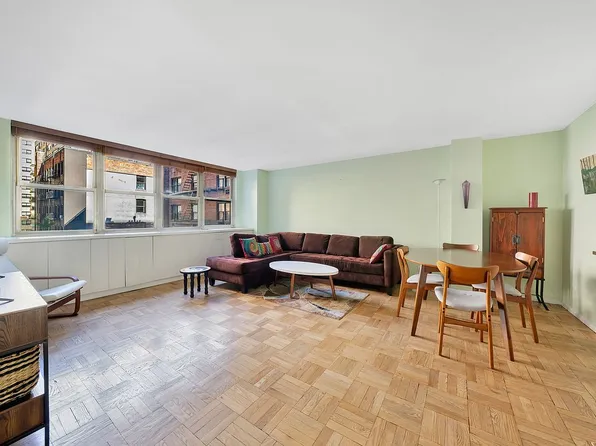 239 E 79th St APT 5H, New York, NY 10075