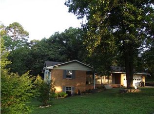 9223 Lakewood Cir, Soddy Daisy, TN 37379