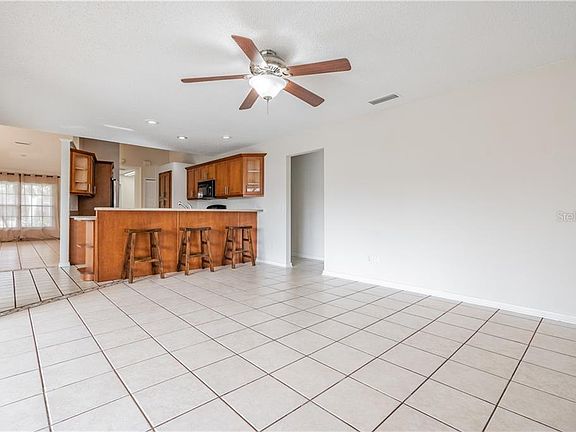 3rd image of 1509 Graywood Ct