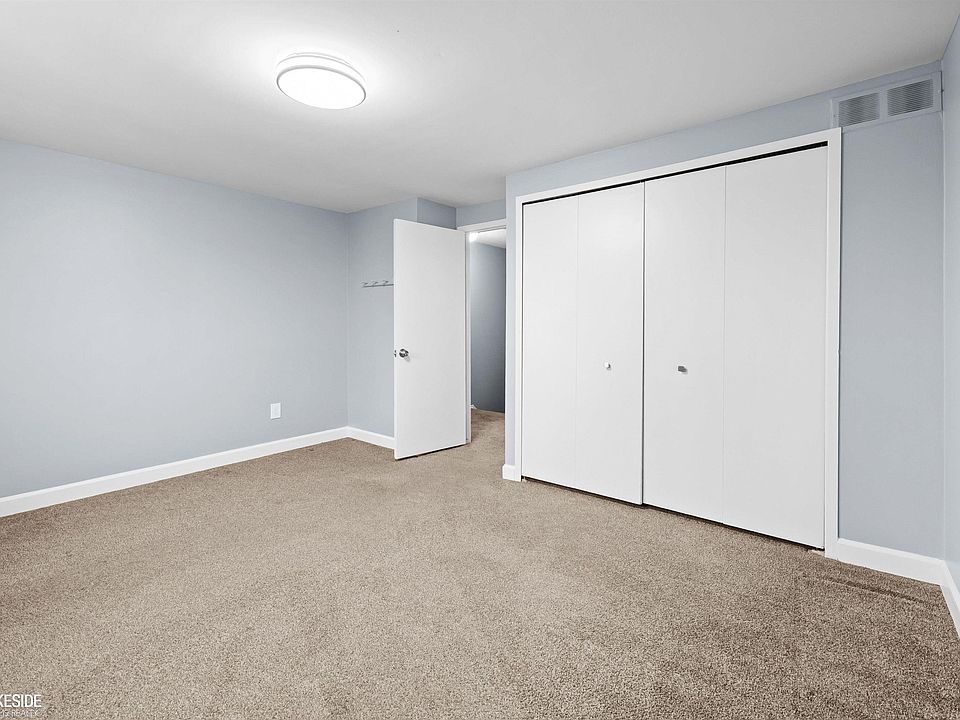 8439 Hickory Dr, photo 14